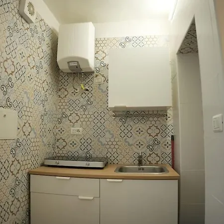 Bari, Puglia. E Facile Da Raggiungere !! * Bari