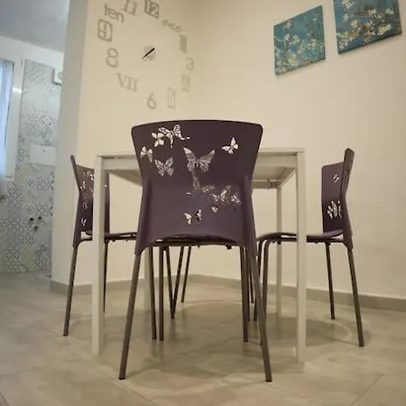 Apartamento Bari, Puglia. E Facile Da Raggiungere !! *