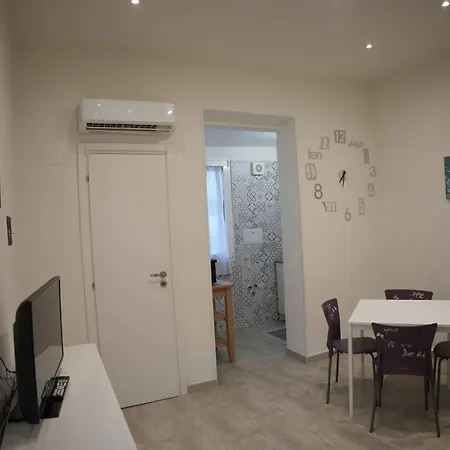 Bari, Puglia. E Facile Da Raggiungere !! * Bari